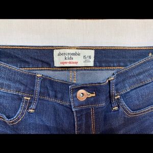 Abercrombie Kids Jeans *size 15/16